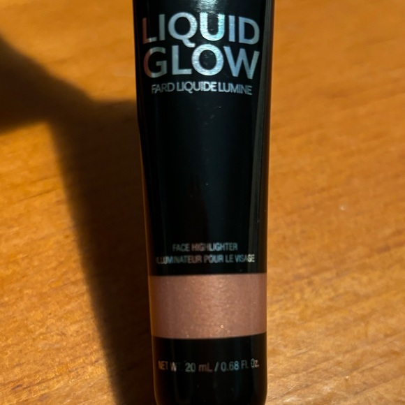 Anastasia Liquid Glow Highlighter - Picture 5 of 15